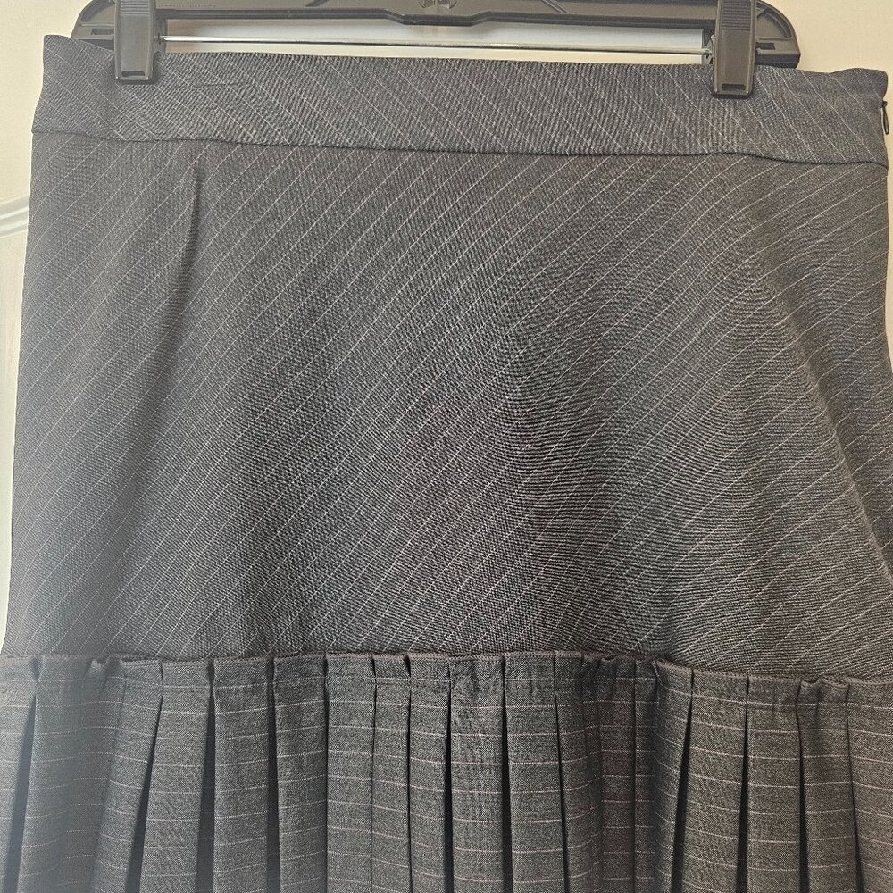 Pink strip black skirt